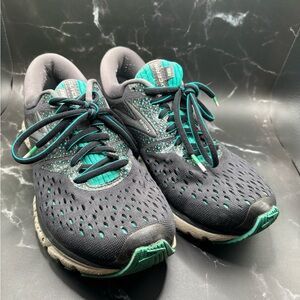 Brooks Glycerin 16 Black and Teal Women's Sneakers